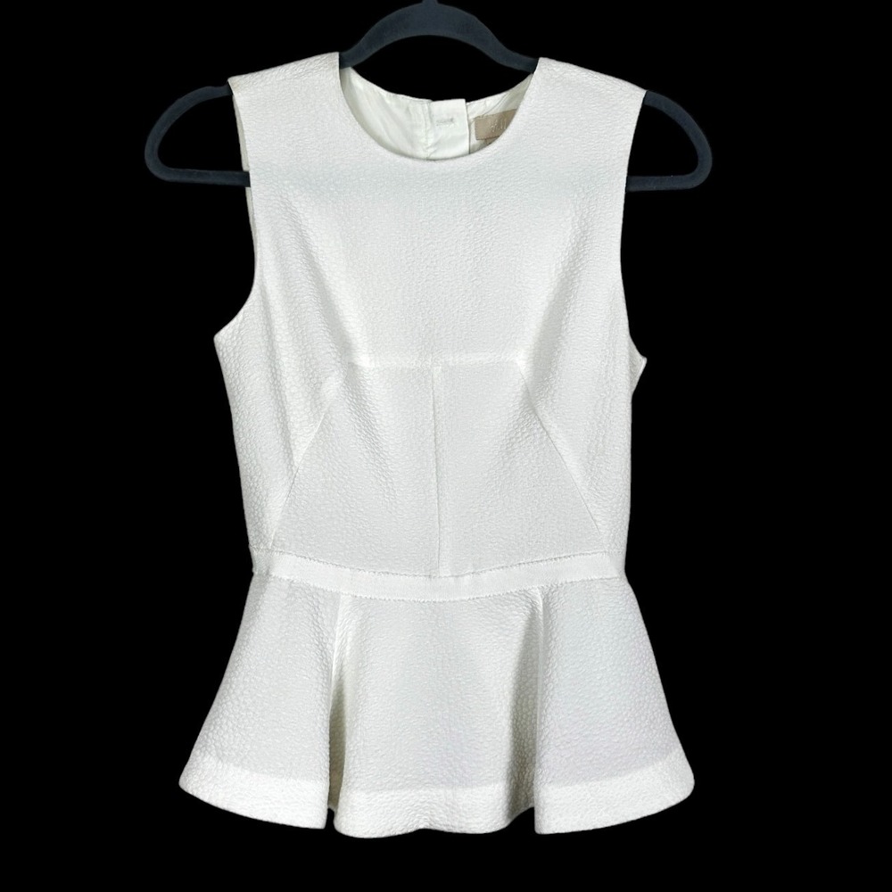 HM White Textured Sleeveless Peplum Top Blouse Size 4 Zipper Back Seam Detail